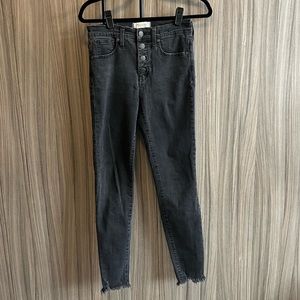 Madewell 9” High Rise Skinny Jeans Grey Button Up H3026